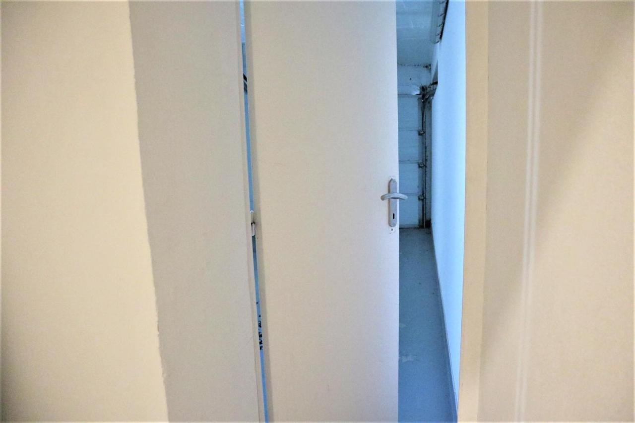 5 Mn Zenith Grande Halle Auvergne,Pied De Gergovie,Garage,Netflix Romagnat Exterior foto